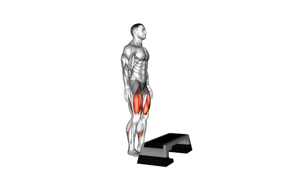 Thumbnail for the video of exercise: Step-up de peso corporal en Stepbox